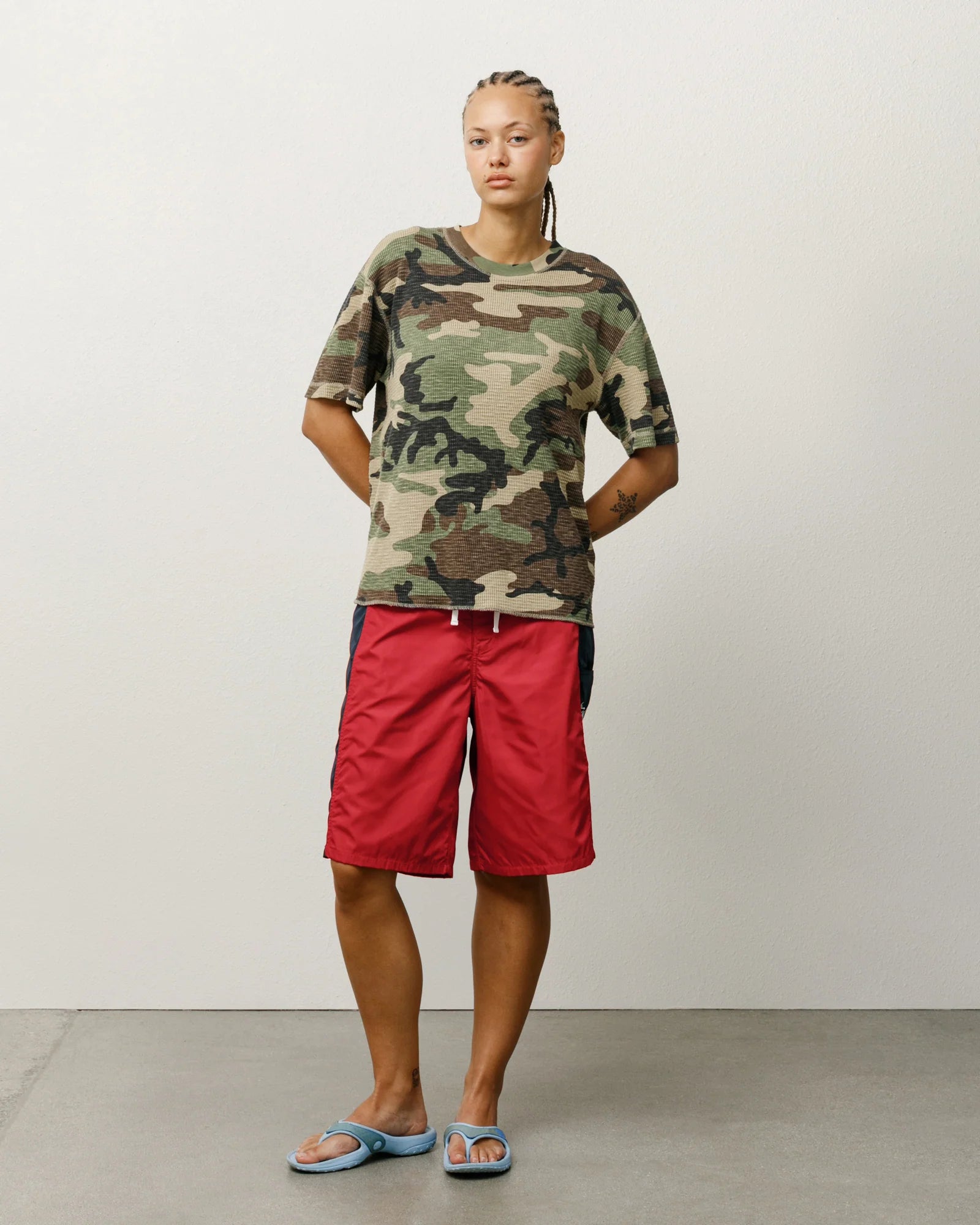 PANELED BOARD SHORT RED