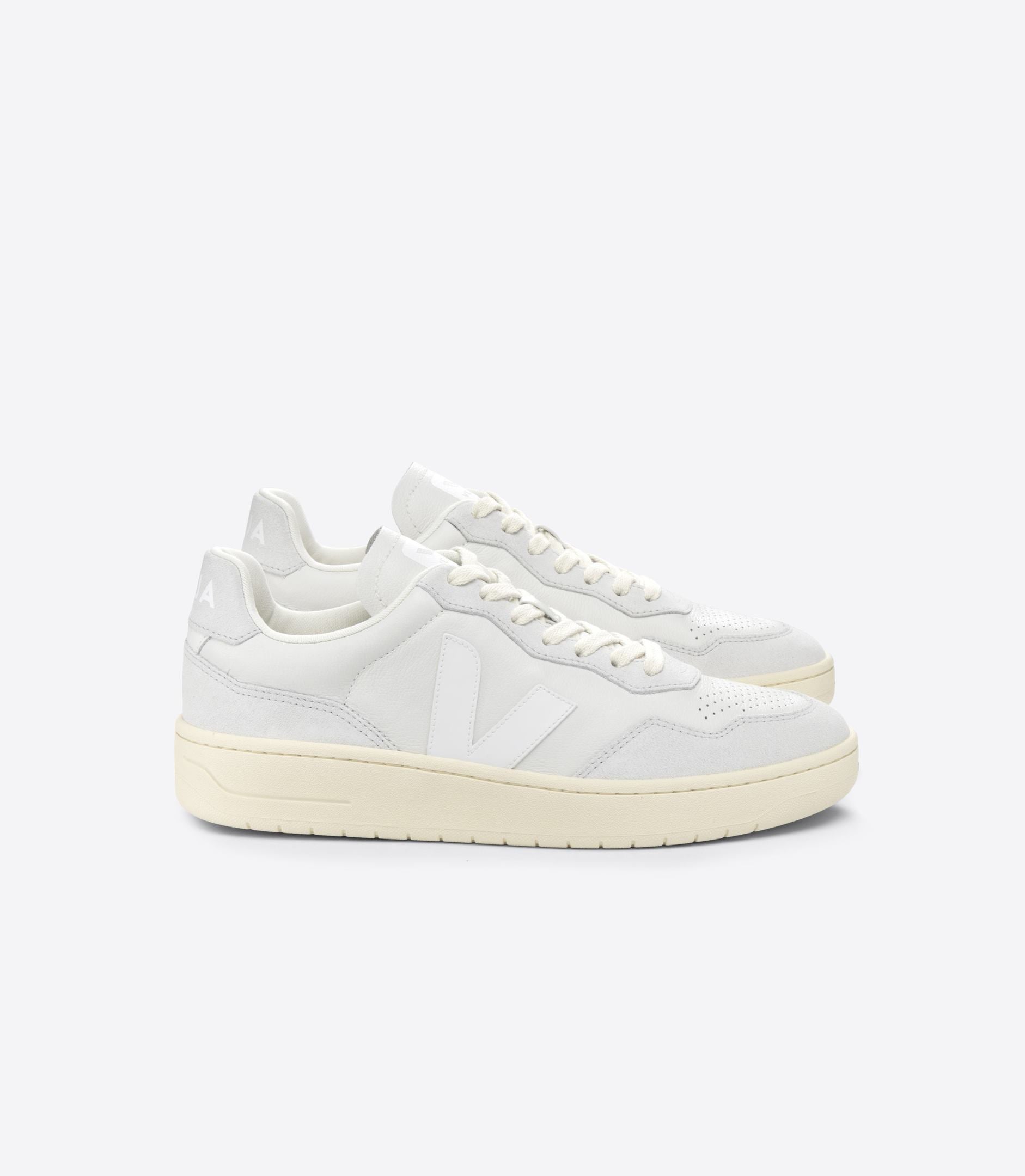 Zapatillas Veja V-90 Leather Gravel White