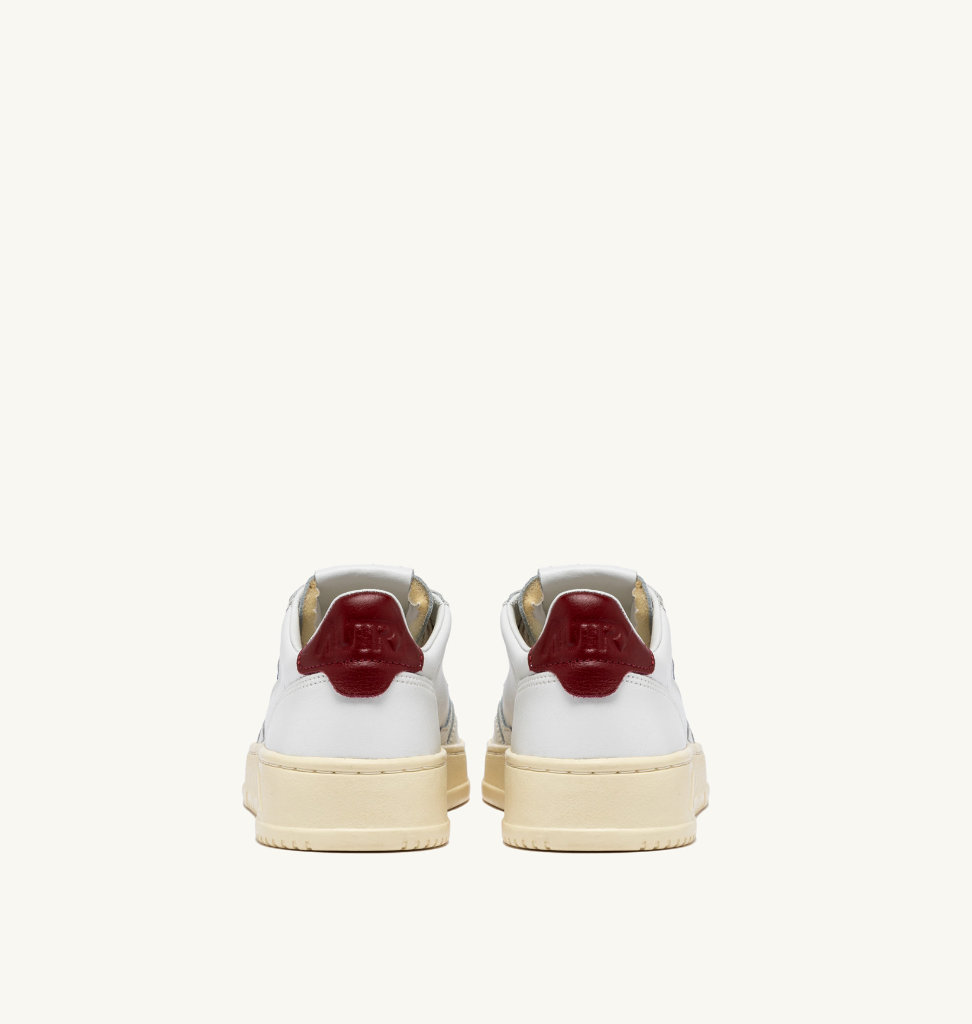 MEDALIST LOW SNEAKERS IN WHITE AND SYRAH LEATHER