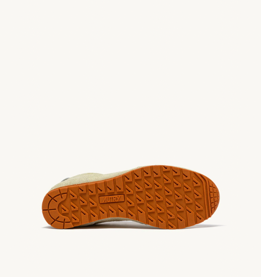 WINDSPIN LOW WOM PERFOR/SUEDE BUTTER