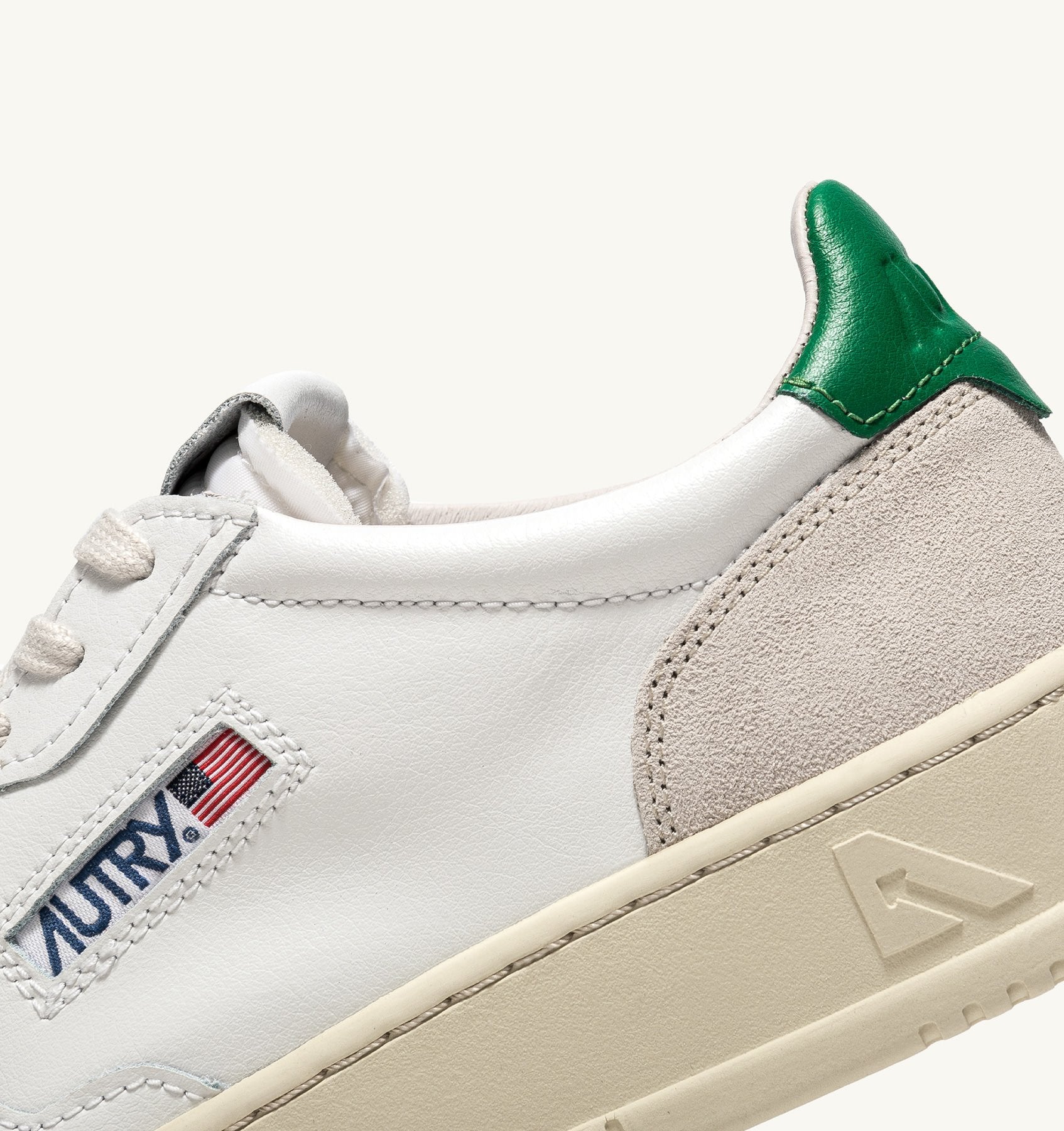 MEDALIST LOW WOM  LEATHER/SUEDE WHT/AMAZ