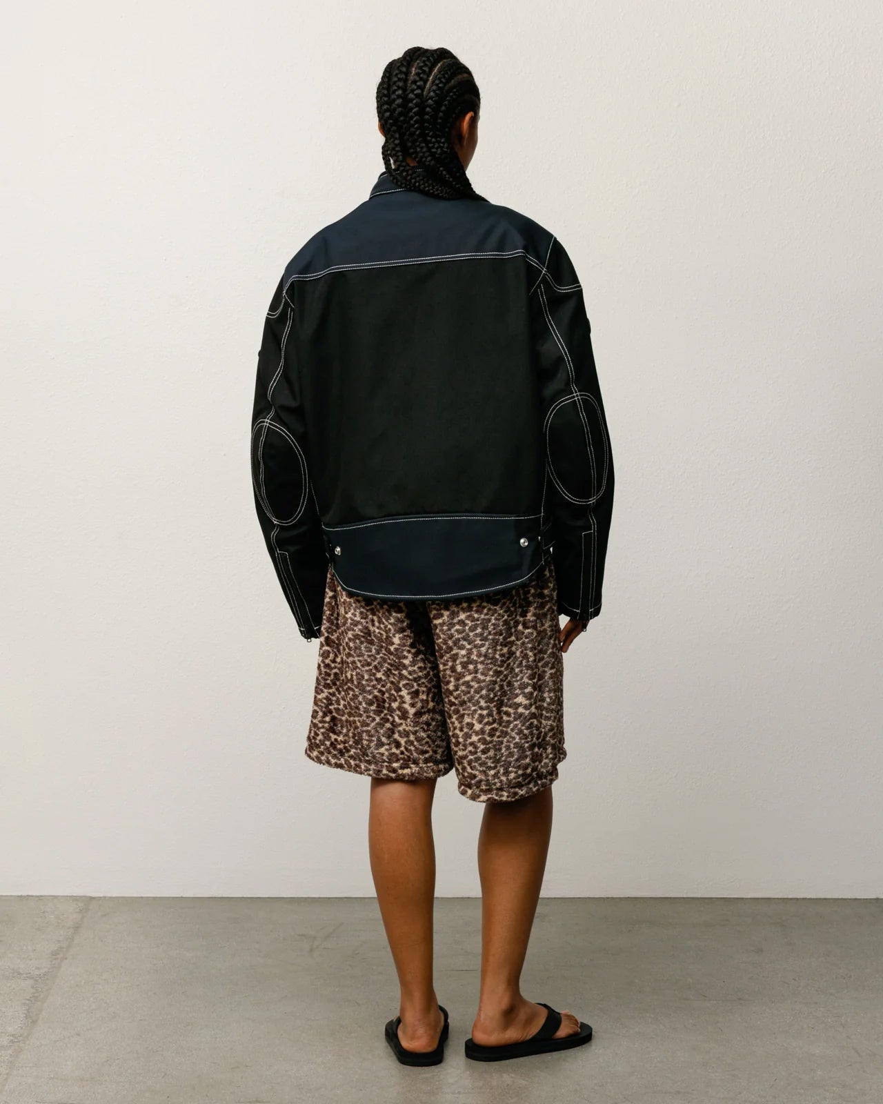 PILE LEOPARD SHORT