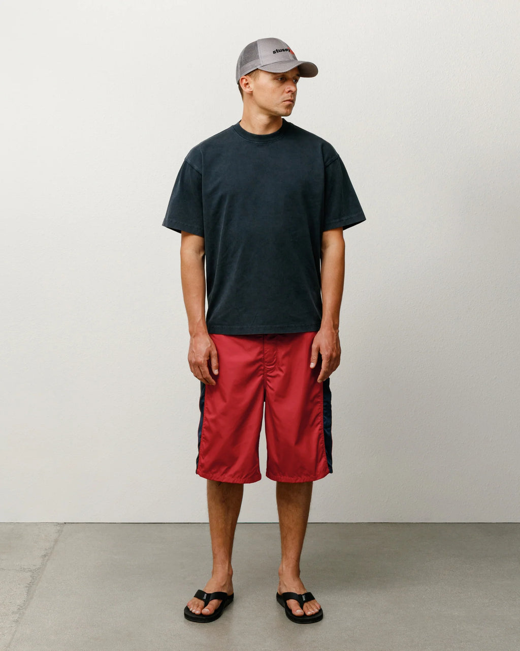 PANELED BOARD SHORT RED