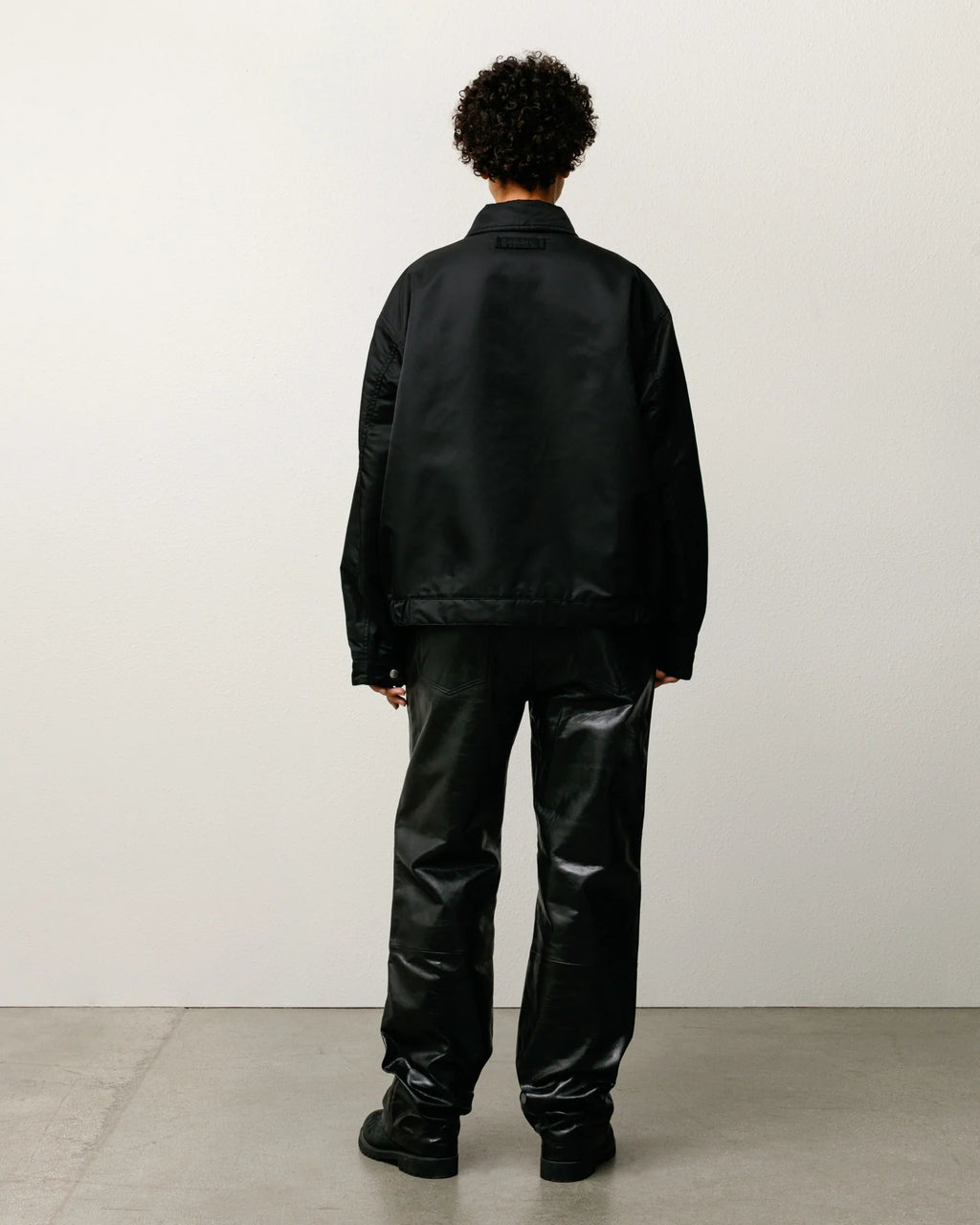 PILE LINED ZIP JACKET BLACK