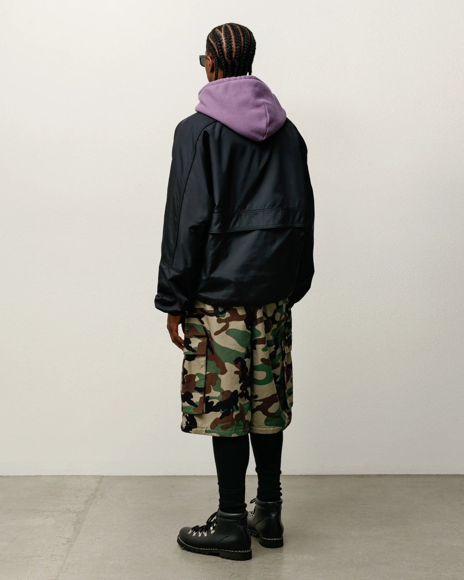 LIGHTWEIGHT PULLOVER JACKET BLACK