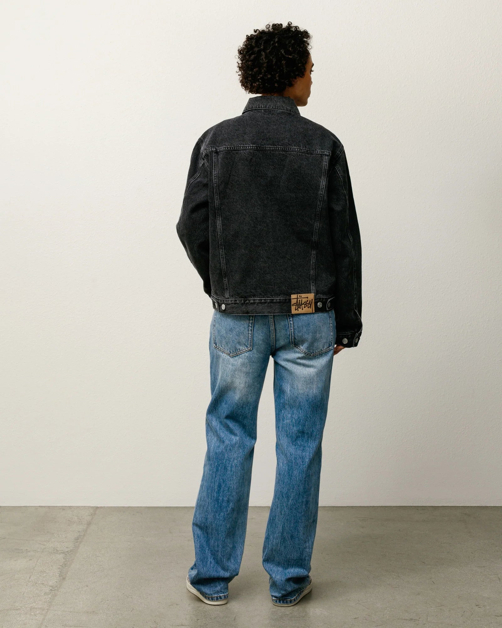LINED DENIM TRUCKER VINTAGE BLACK
