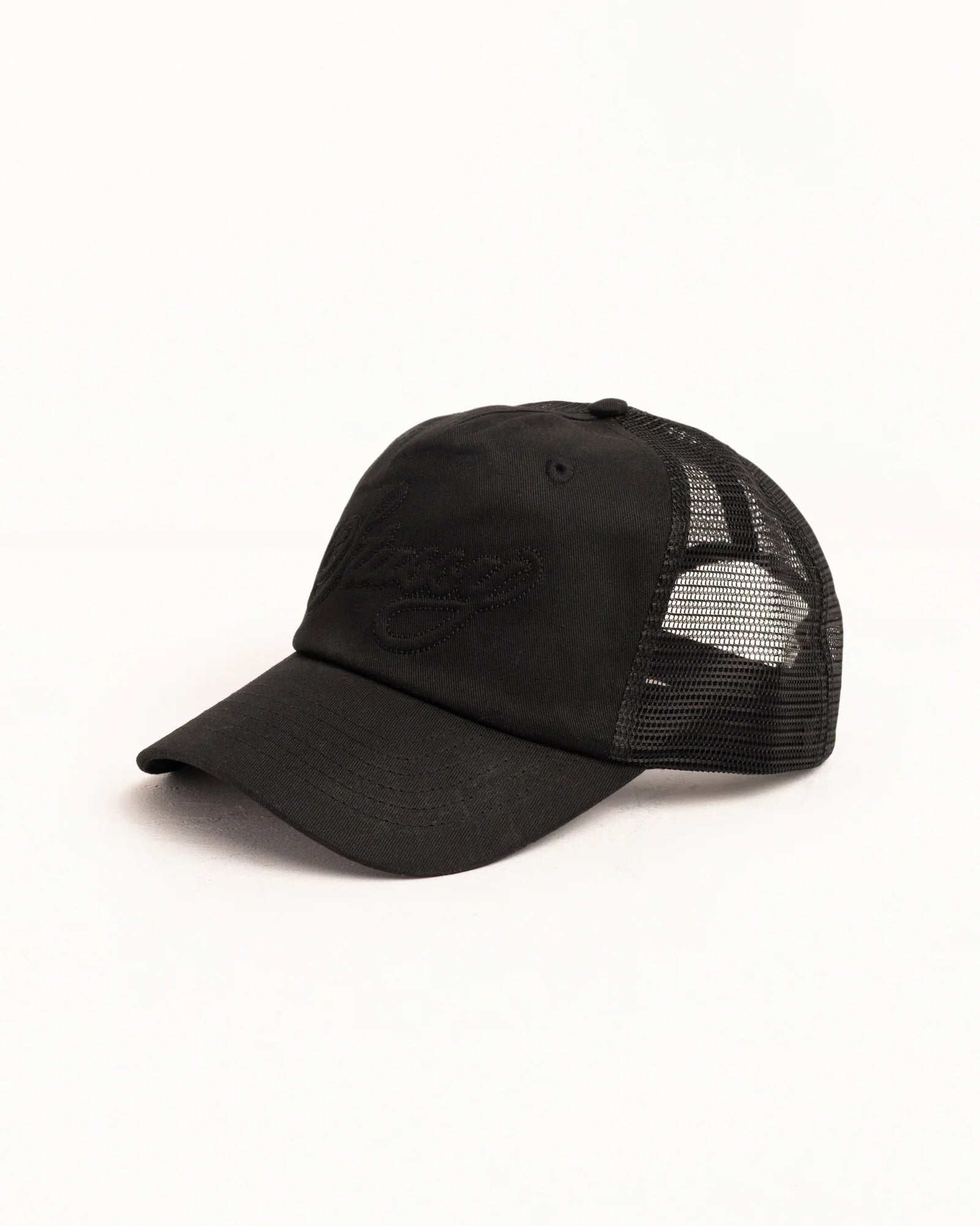 TRUCKER CURSIVE STITCH BLACK