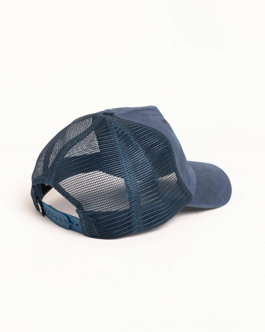 TRUCKER CURSIVE STITCH NAVY