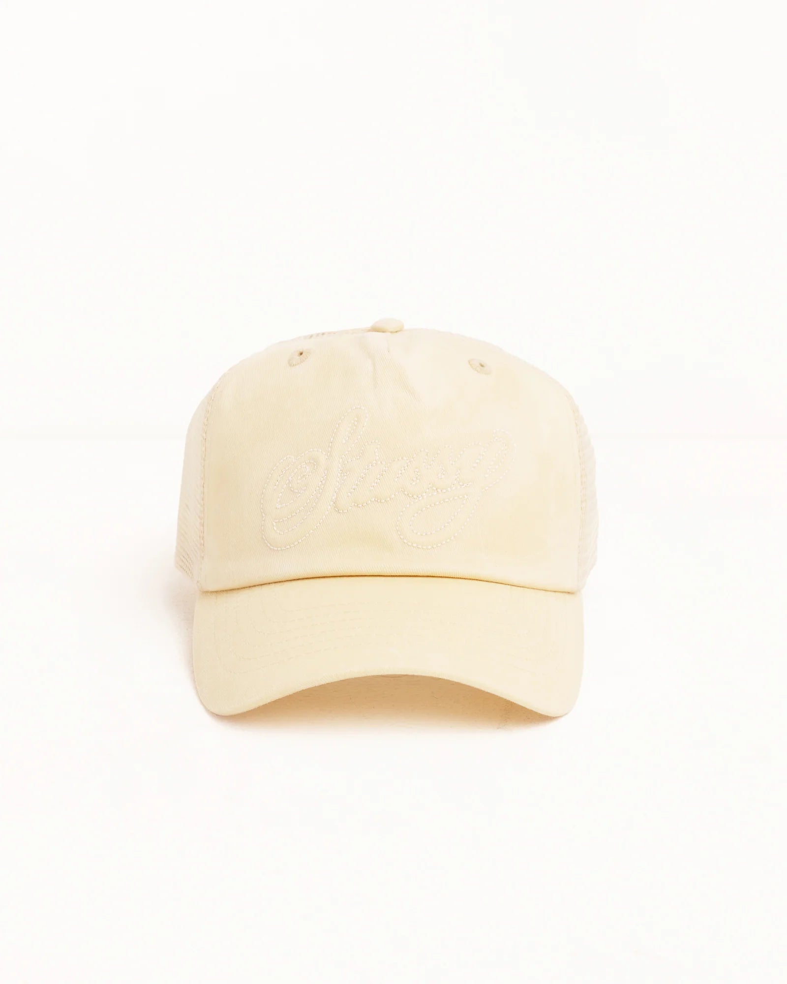 TRUCKER CURSIVE STITCH SAND