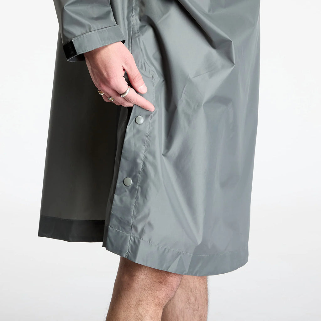 Tour Packable Rain Poncho Smoke green