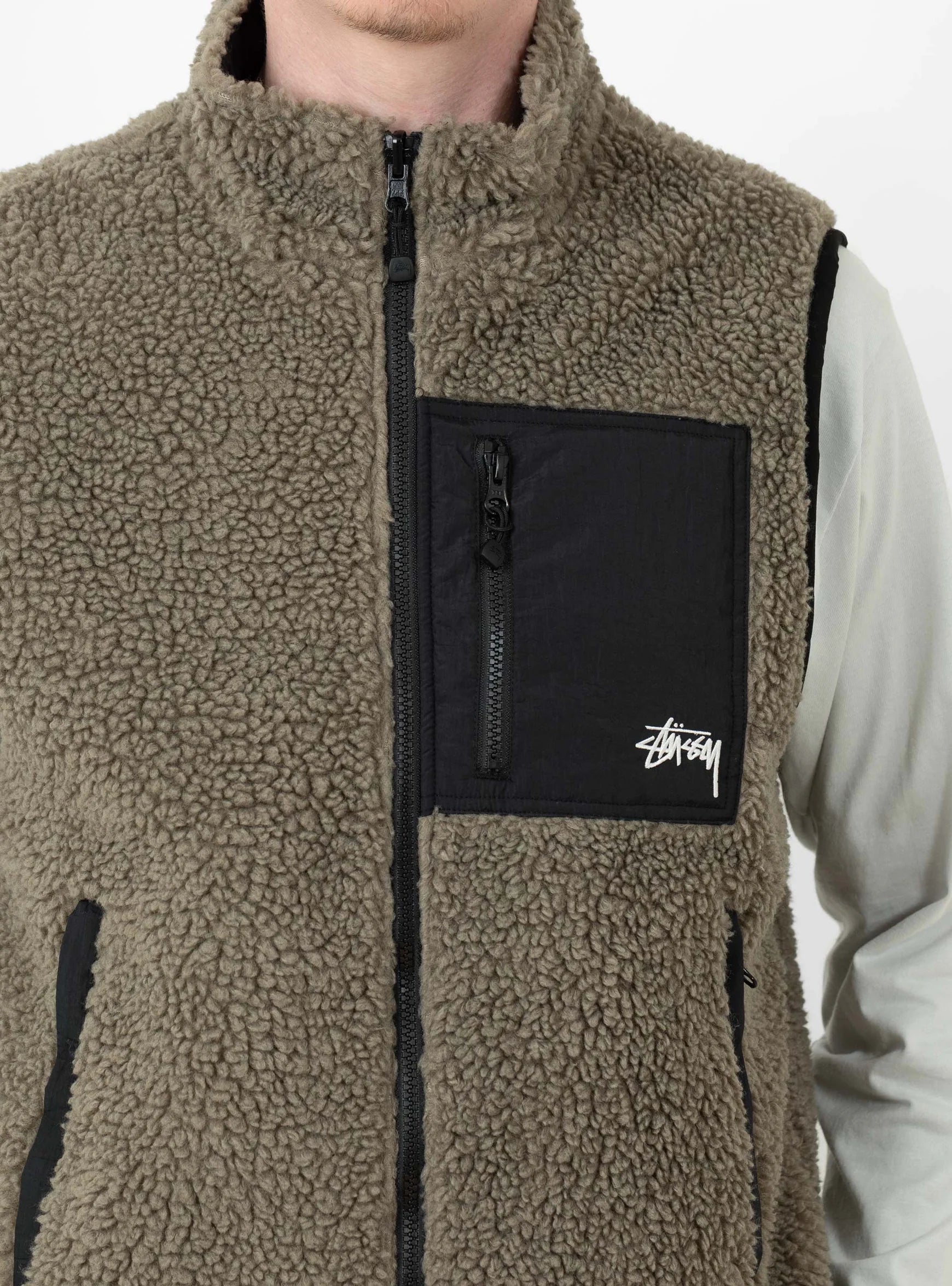 SHERPA REVERSIBLE VEST STONE