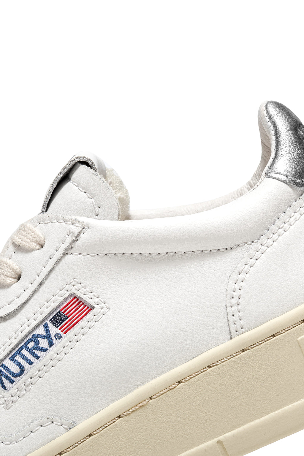 MEDALIST LOW WOM LEAT/LEAT WHT/SILVER