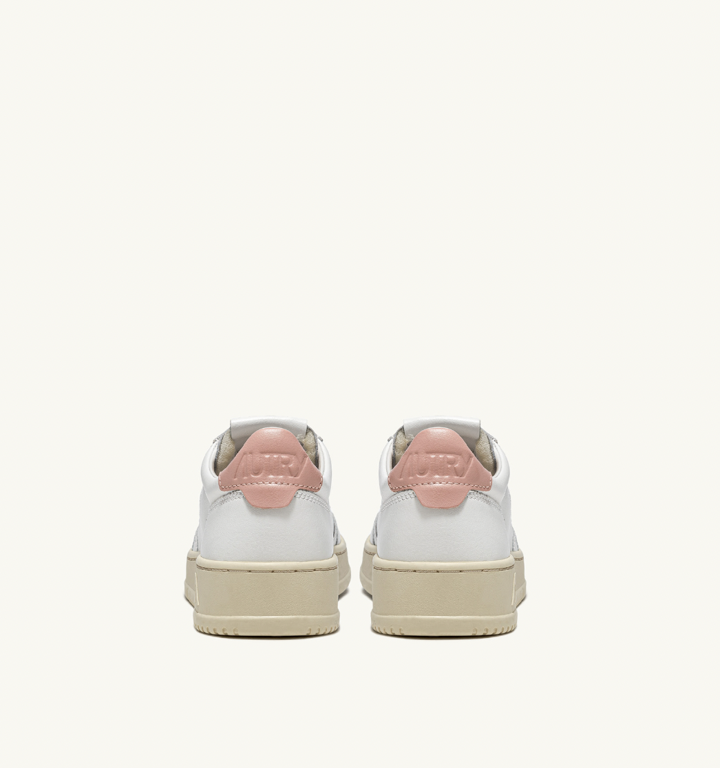 MEDALIST LOW SNEAKERS IN WHITE AND PINK LEATHER