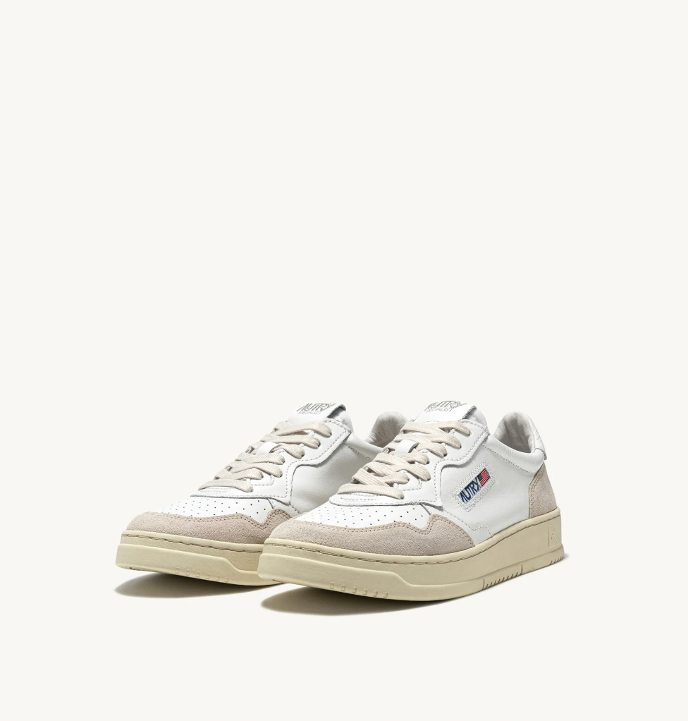 MEDALIST LOW SNEAKERS IN WHITE LEATHER AND BEIGE SUEDE