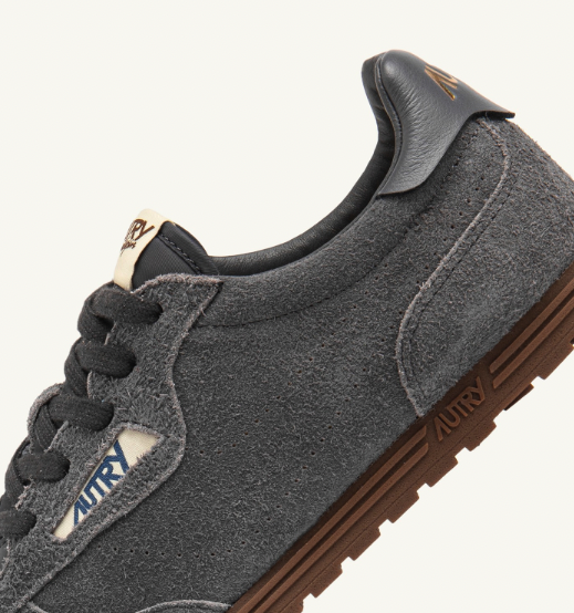WINDSPIN LOW MAN PERFOR/SUEDE AVION