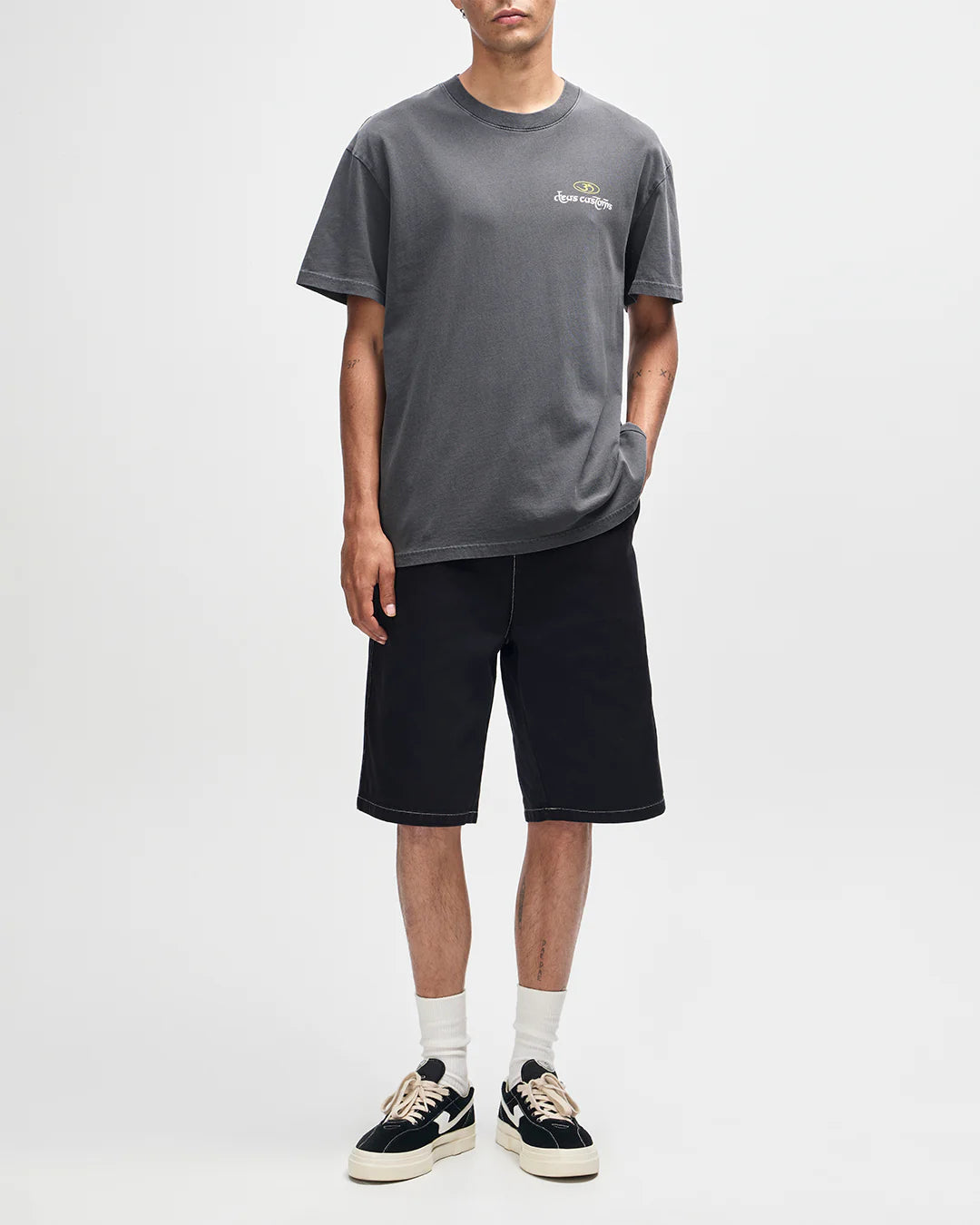 Out Of Reach Tee Anthracite