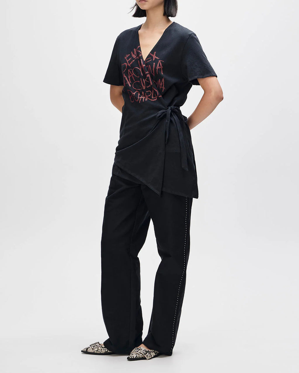 Rogue Wrap Tee Black