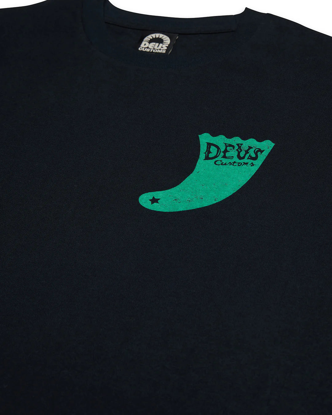 Single Fin Tee Black