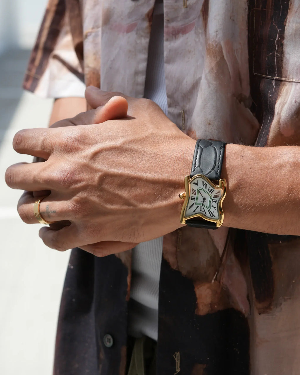 Laphont Melting Watch Square Gold Large Case Band Black