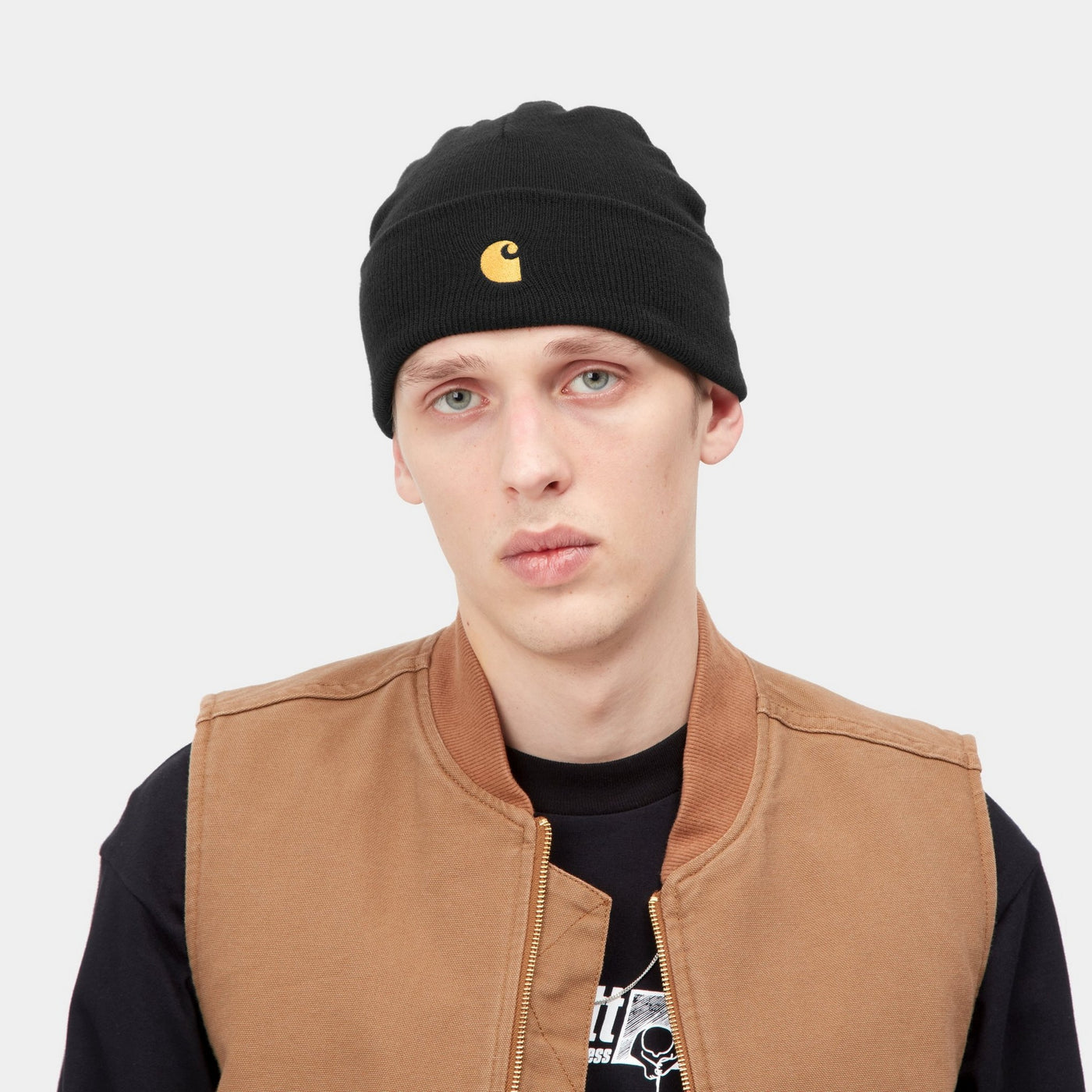 Chase Beanie Black / Gold