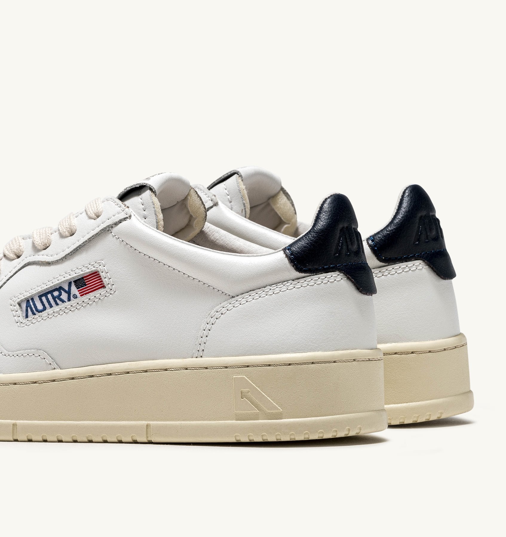 MEDALIST LOW MAN  LEATHER/LEATHER WHITE/SPACE