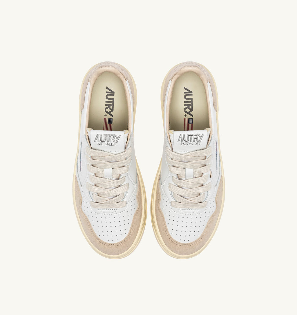 MEDALIST LOW MAN  LEATHER/SUEDE WHITE/GOLD