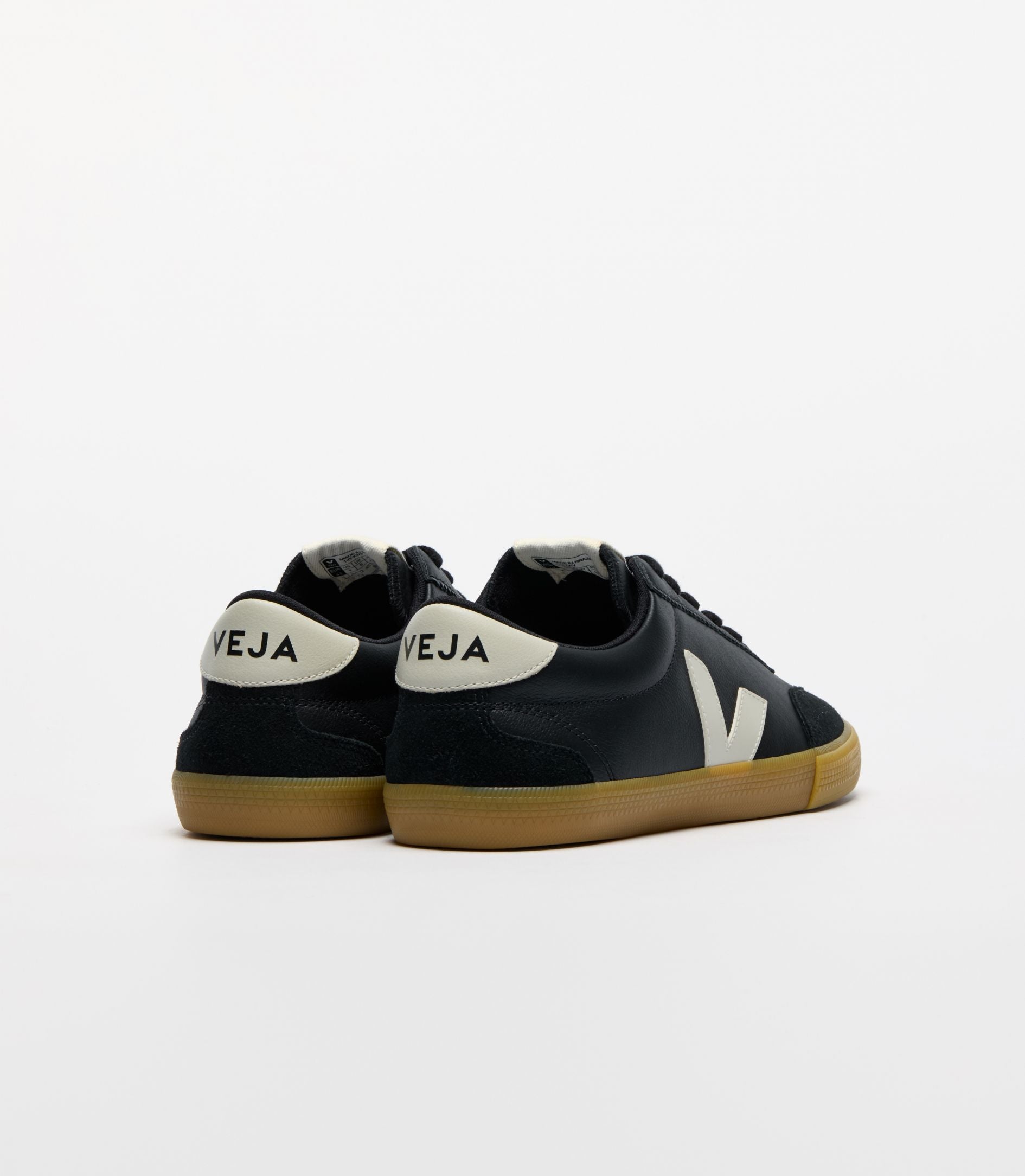 Zapatillas Veja O.T Volley Leather Black Pierre