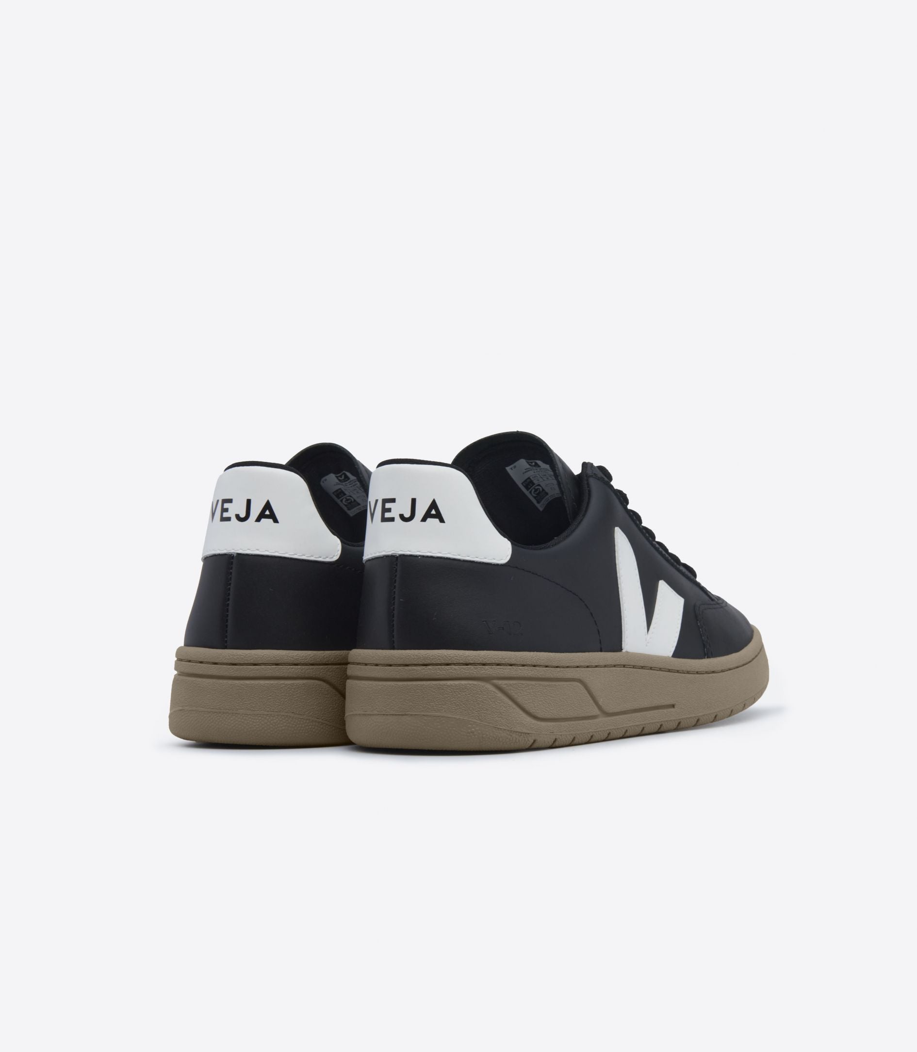 Zapatillas Veja V-12 Black White Dune