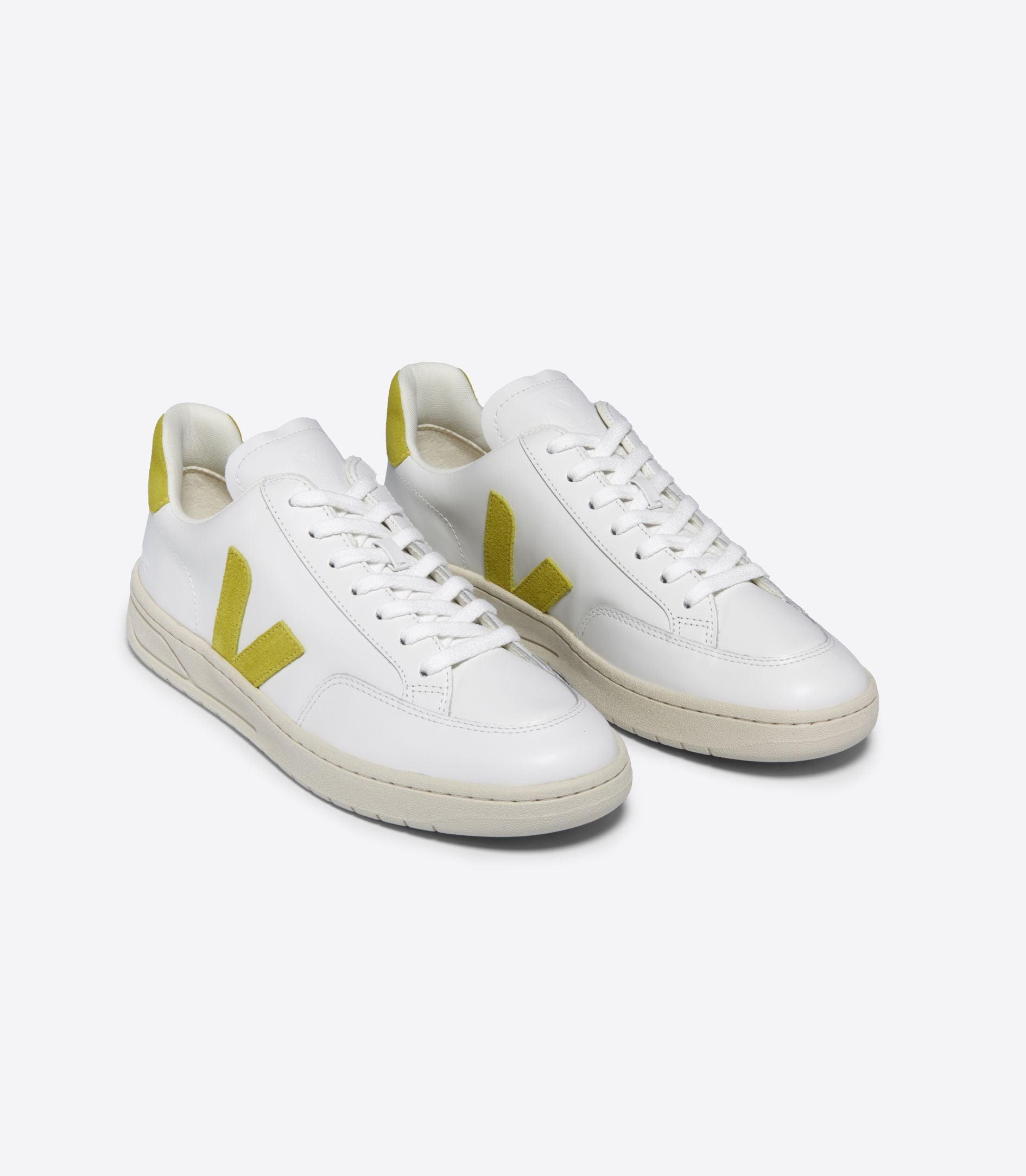 Zapatillas Veja V-12 White Liquor