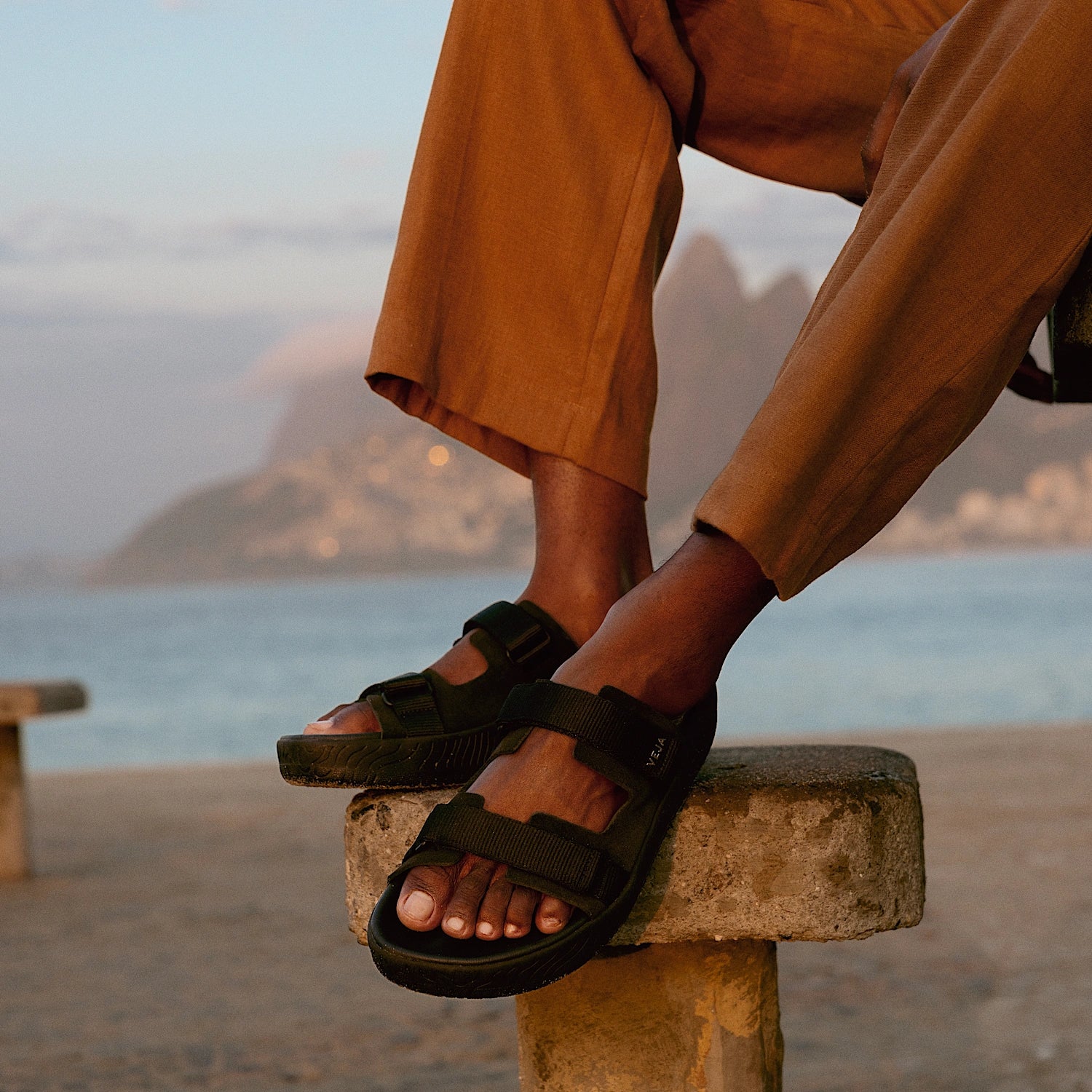 ARPOADOR SUEDE FULL BLACK