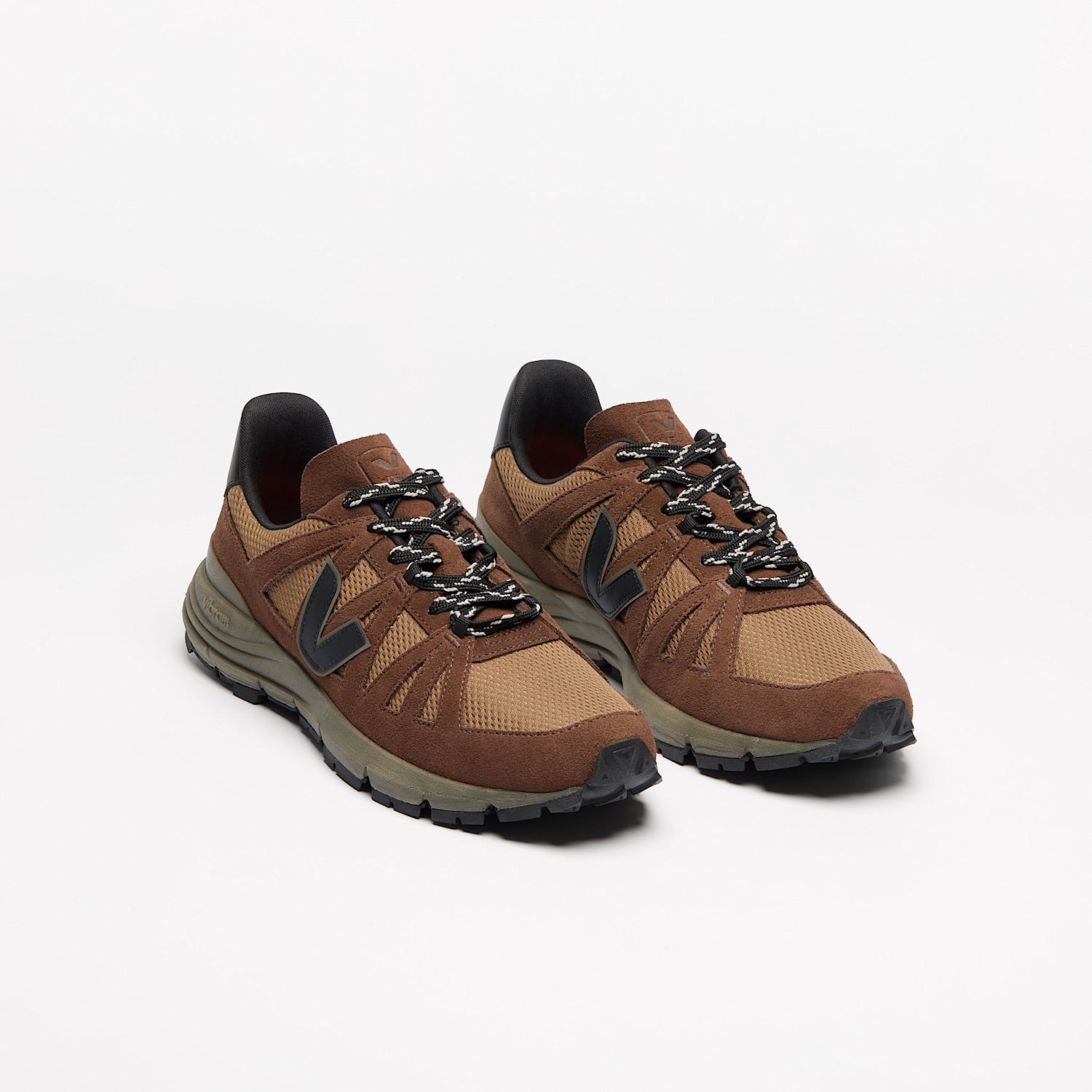 SALAR ALVEOMESH TENT EAGLE BLACK WALNUT