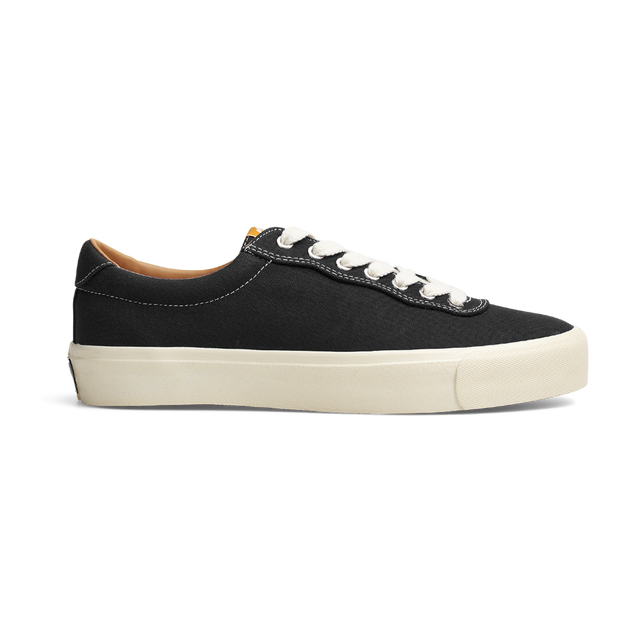 VM001 CANVAS LO (BLACK/WHITE)