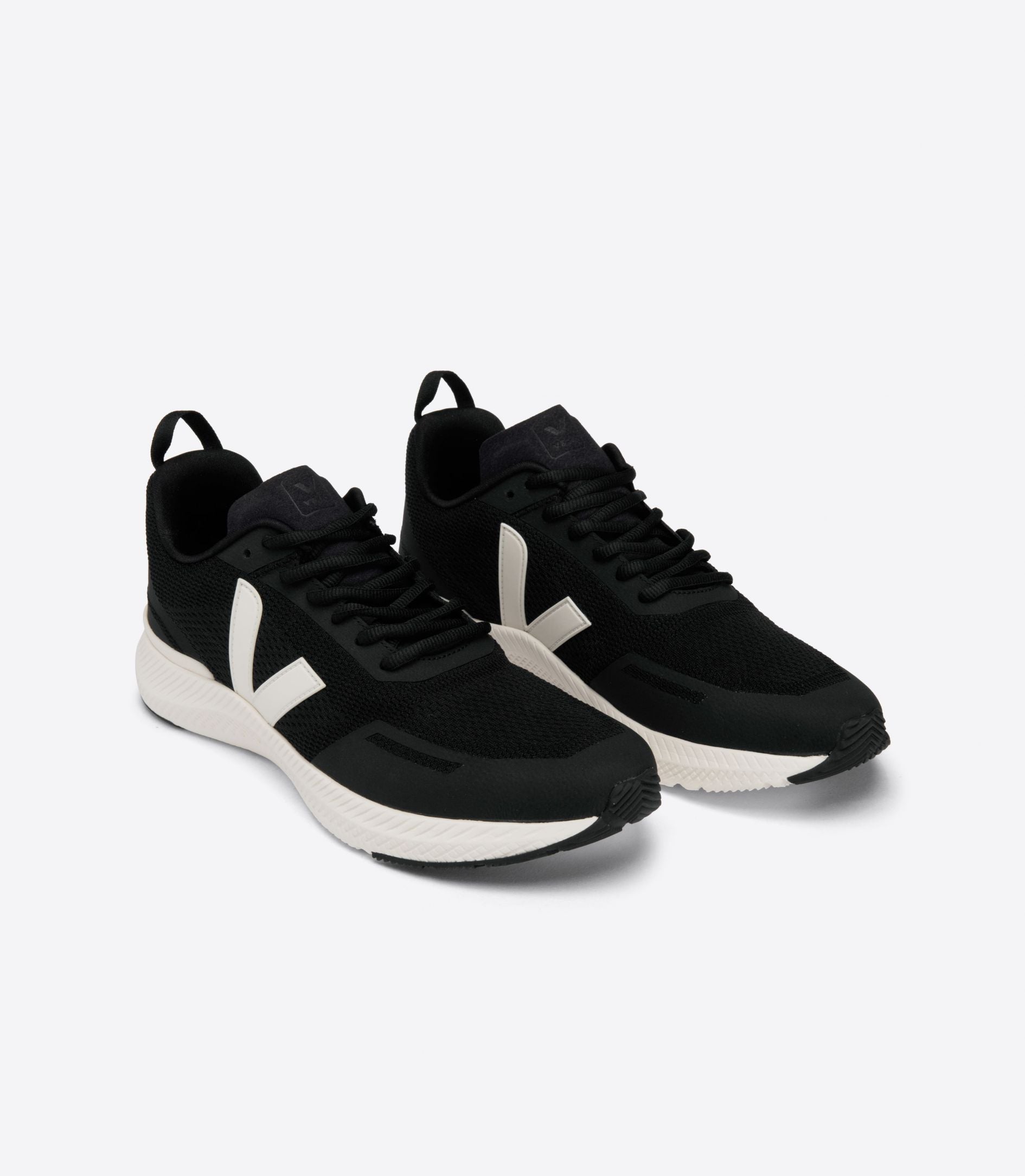 Zapatilla Veja Impala Black Cream