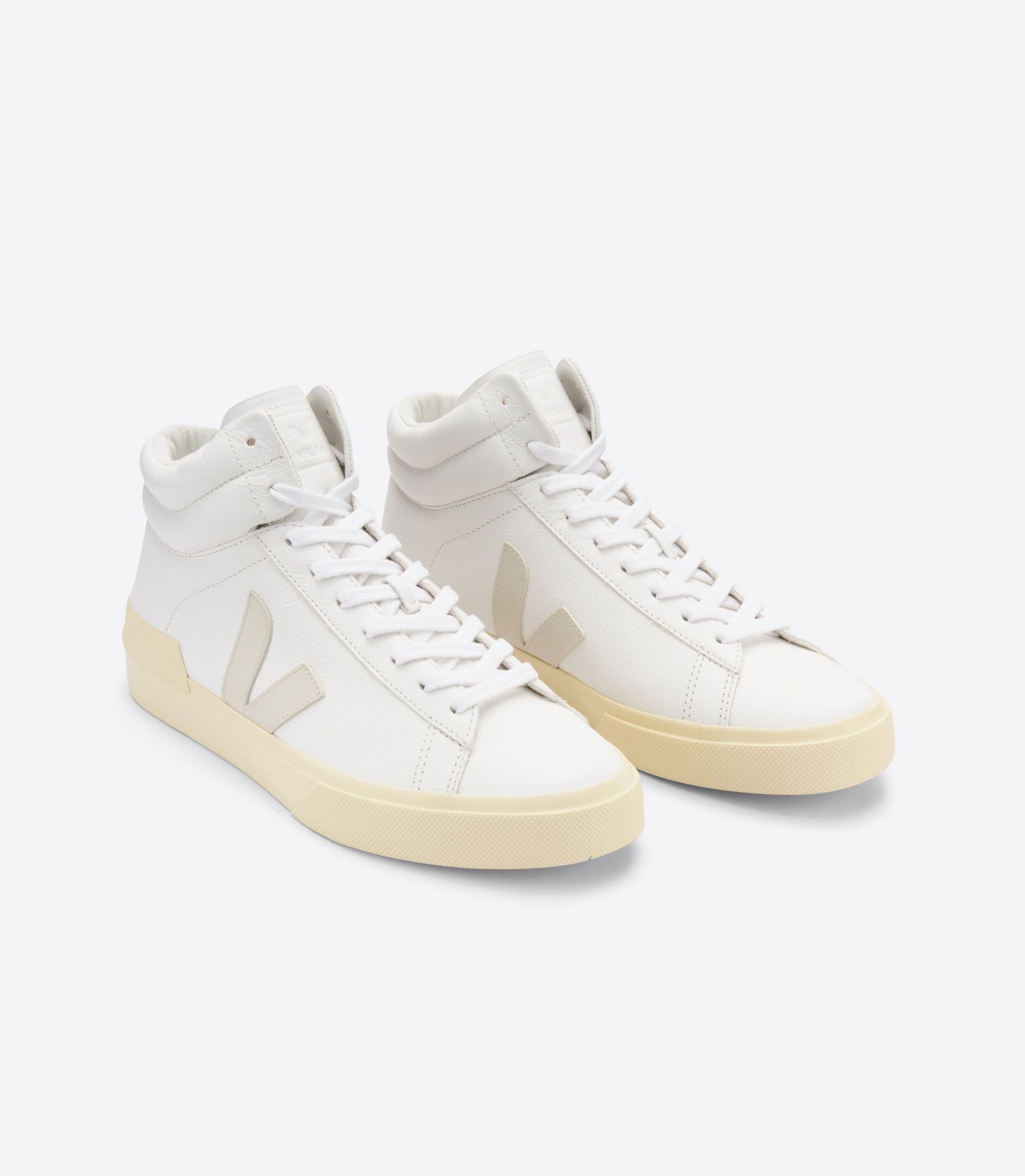 Zapatilla Veja Minotaur White Pierre Butter