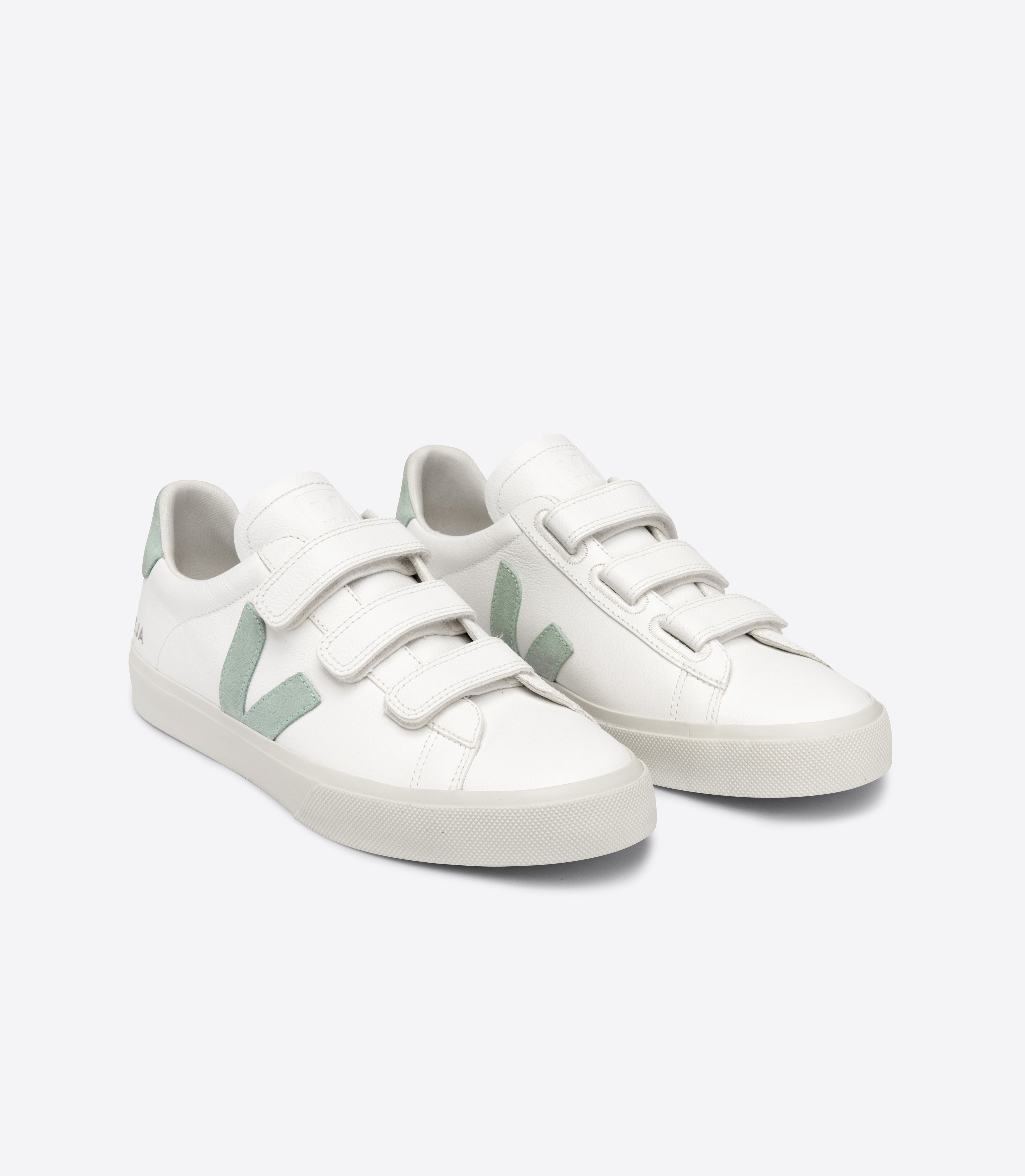 Zapatilla Veja Recife White Matcha