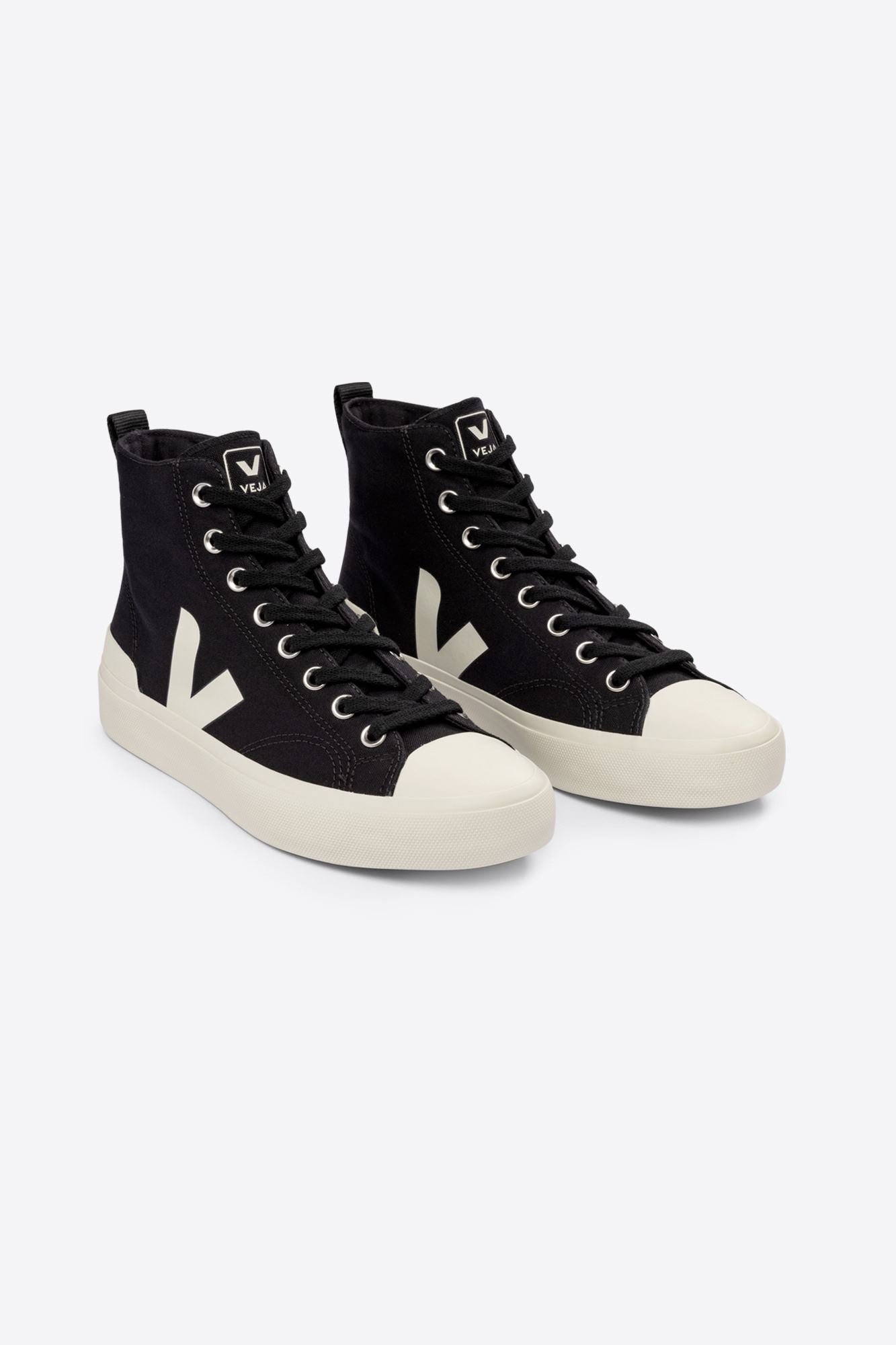 Zapatilla Veja Wata II Black Pierre Mujer